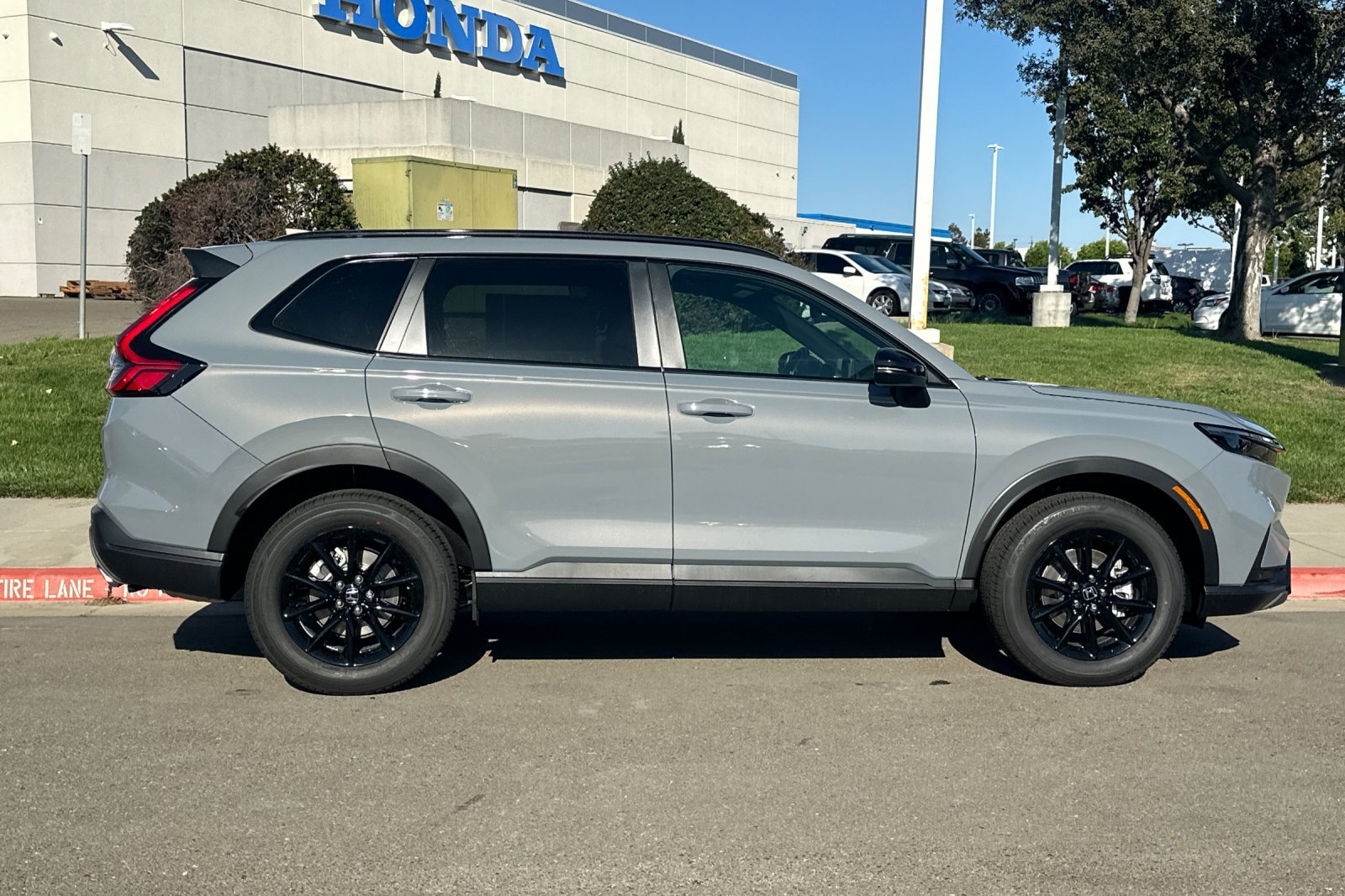 New 2027 Honda CR-V Sport-L image 3