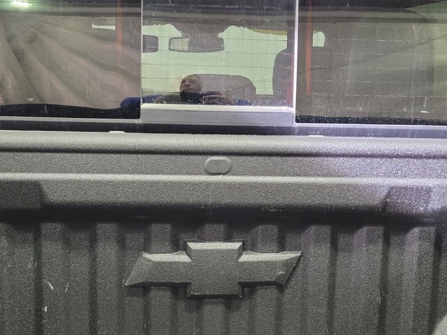 Used 2023 Chevrolet Colorado LT w/ LT Convenience Package III image 26