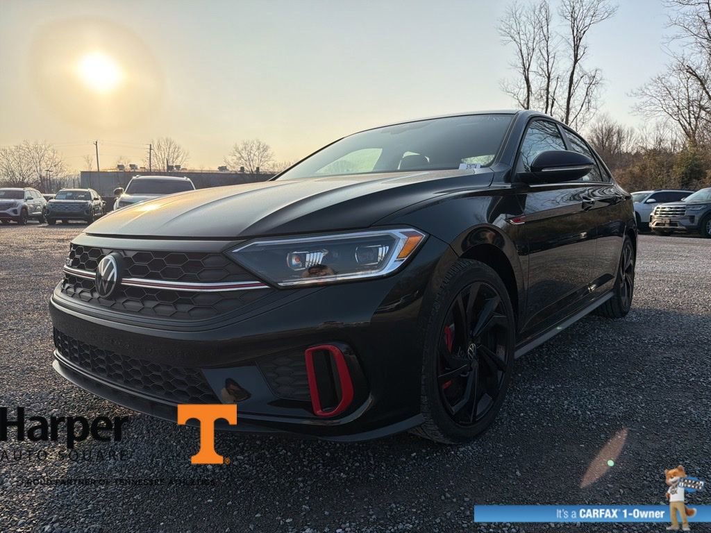 Used 2024 Volkswagen Jetta GLI Autobahn image 2