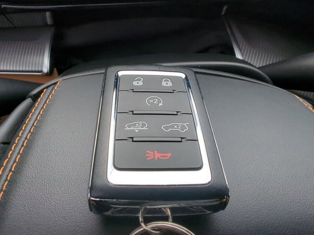 Used 2023 Jeep Grand Wagoneer Series III w/ Rear Seat Video Group 1 image 37