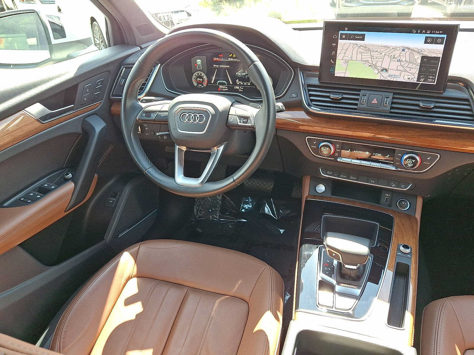 Used 2022 Audi Q5 2.0T Premium Plus w/ Premium Plus Package AWD/4WD image 15