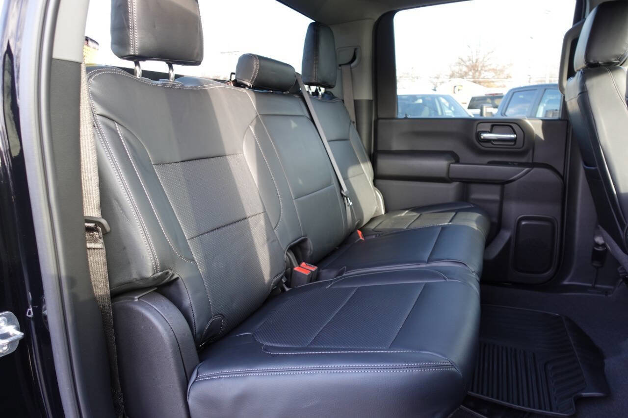 Used 2025 Chevrolet Silverado 2500 Custom w/ Custom Value Package image 26