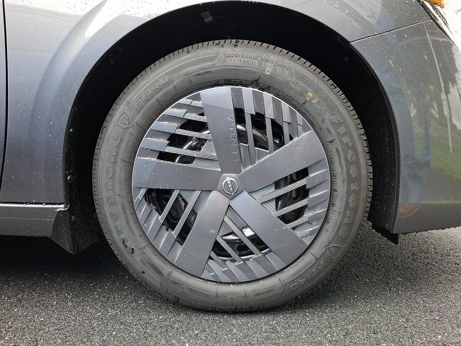 New 2027 Nissan Sentra S w/ Floor Mat Package FWD image 4