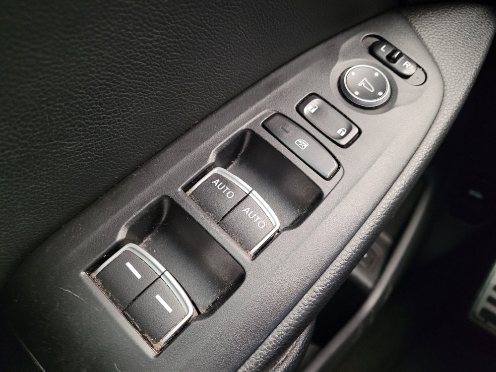 Used 2018 Honda Accord Sport image 27
