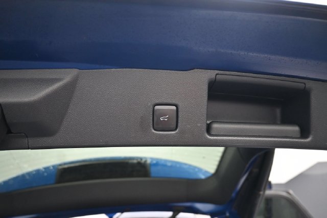 Used 2023 Ford Escape Platinum AWD/4WD image 7