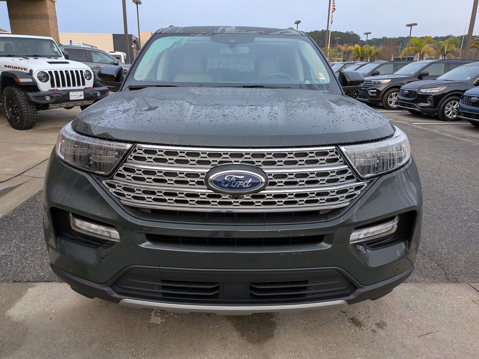 Certified 2023 Ford Explorer Limited w/ Equipment Group 301A image 9