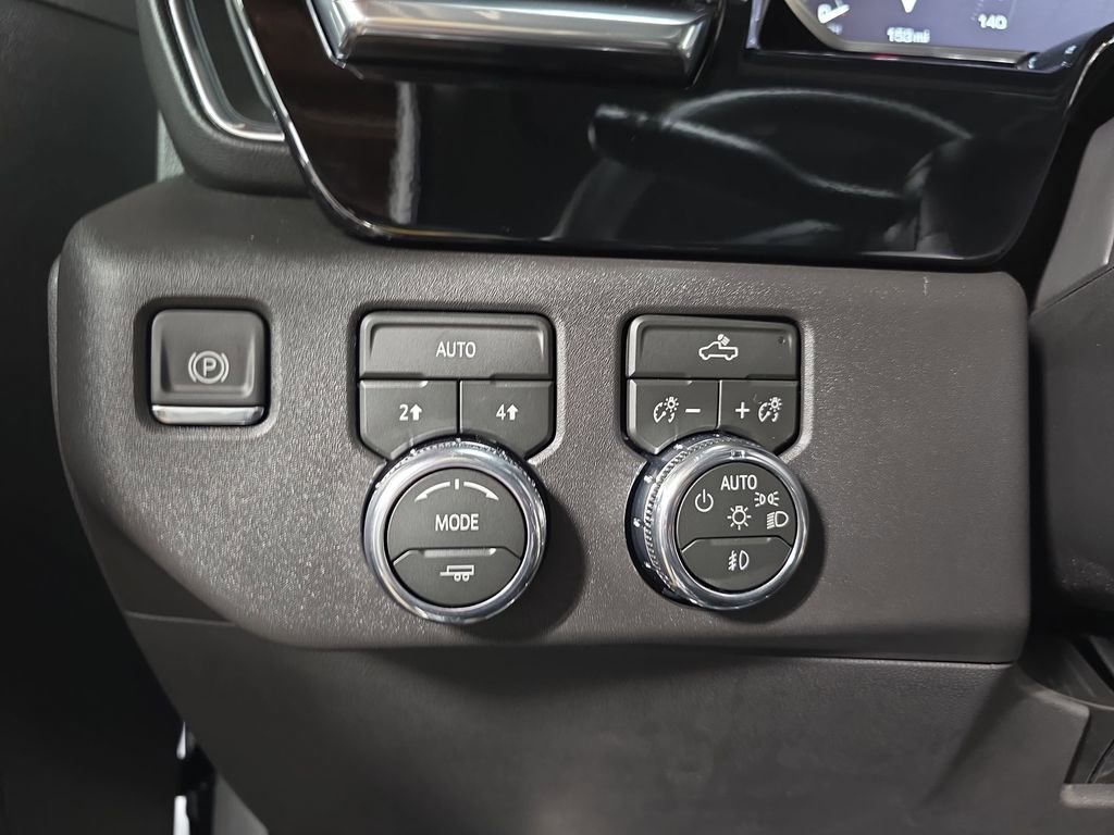 New 2026 GMC Sierra 1500 Elevation image 25