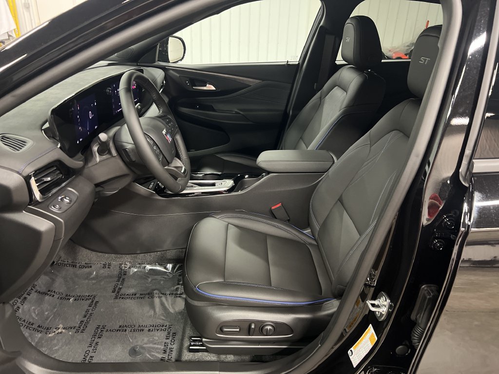 Certified 2026 Buick Envista Sport Touring w/ Convenience I Package FWD image 13