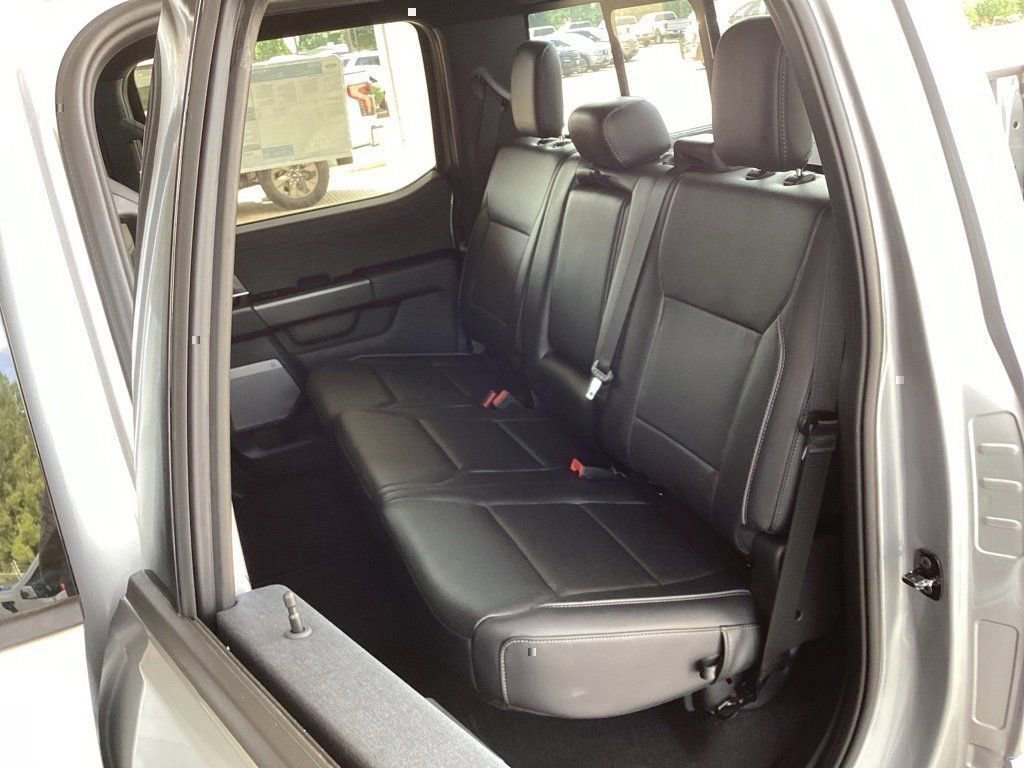 New 2025 Ford F150 Lariat w/ Equipment Group 501A Mid image 37