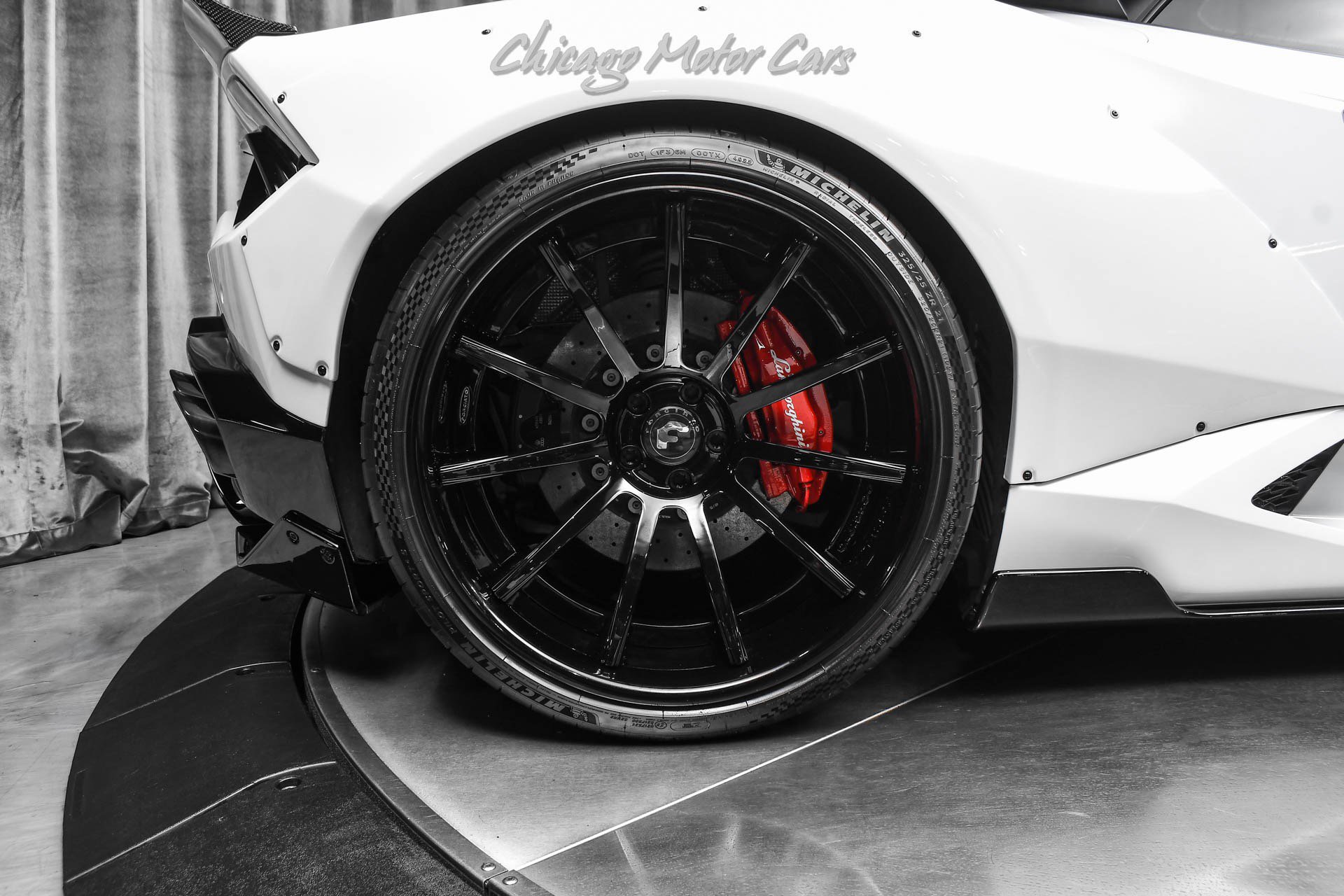 Used 2016 Lamborghini Huracan LP 580-2 RWD image 45