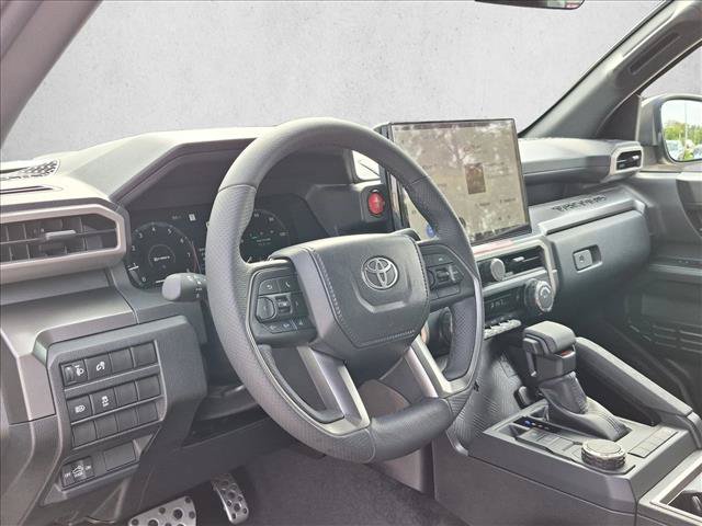 Used 2025 Toyota Tacoma TRD Sport RWD image 10