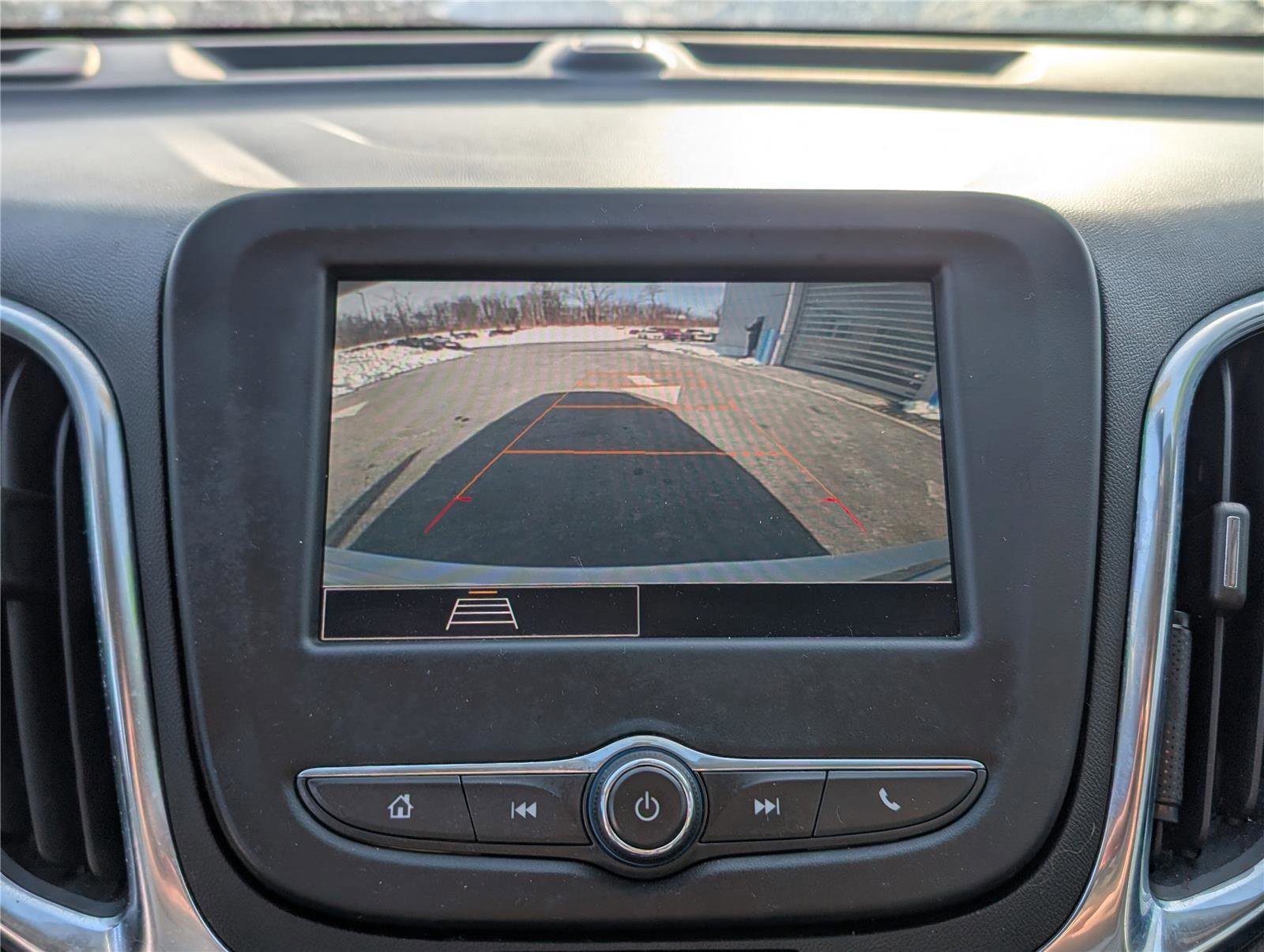 Used 2022 Chevrolet Equinox LT AWD/4WD image 30