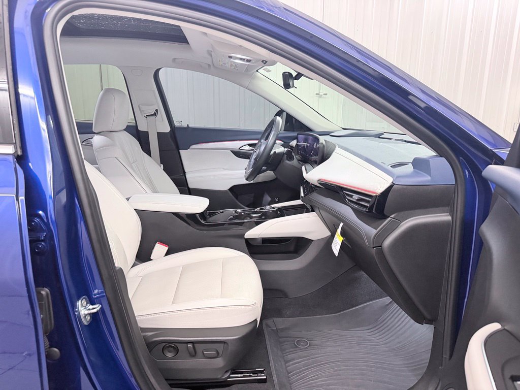 Used 2024 Buick Envision Avenir AWD/4WD image 48