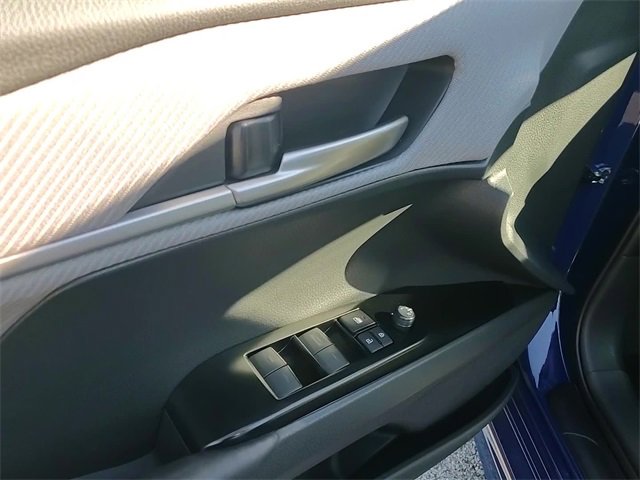 Used 2026 Toyota Camry SE image 11