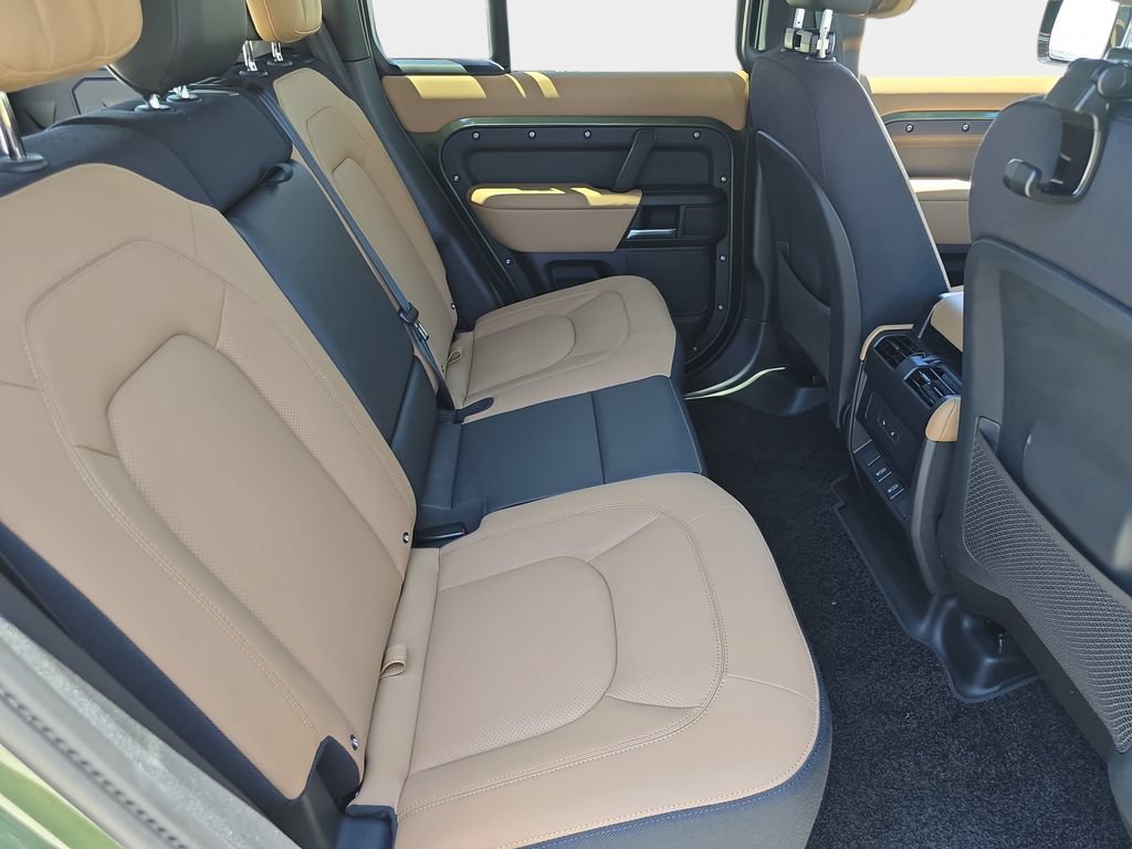 New 2026 Land Rover Defender 110 X AWD/4WD image 11