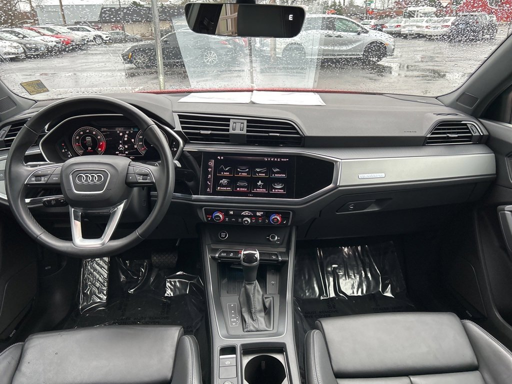 Used 2024 Audi Q3 2.0T Premium Plus image 23