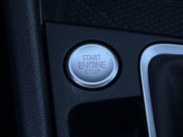 Used 2025 Volkswagen Jetta GLI Autobahn image 19