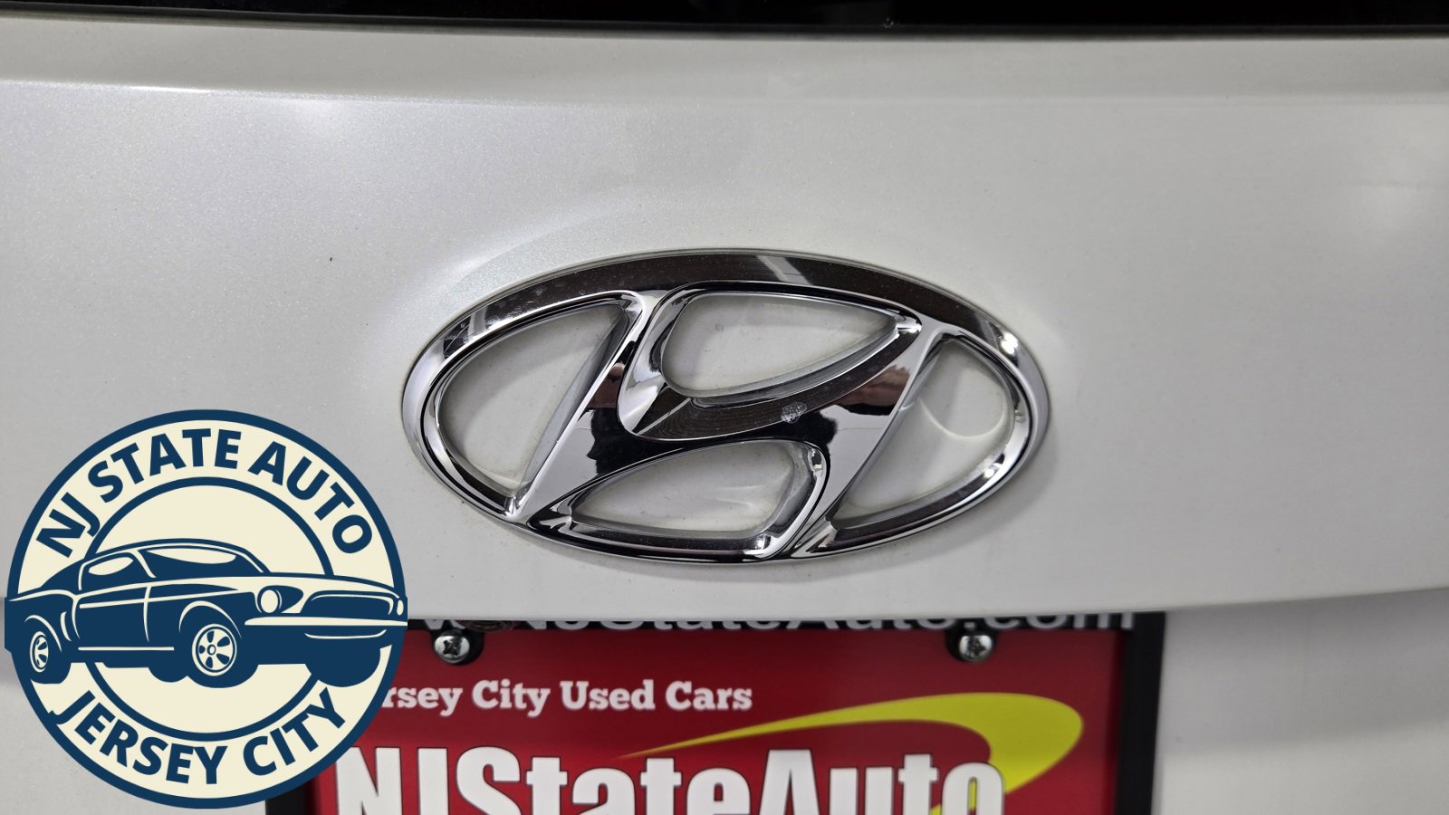 Used 2017 Hyundai Santa Fe Sport 2.0T image 27