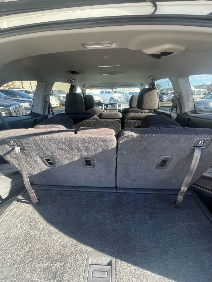 Used 2017 Honda Pilot LX image 7