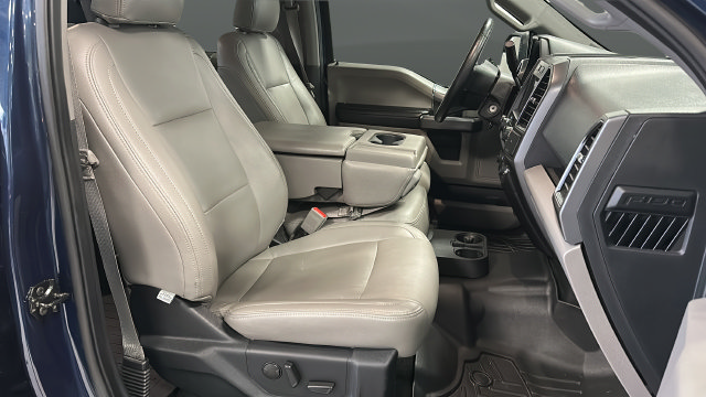 Used 2019 Ford F150 XLT w/ Equipment Group 302A Luxury AWD/4WD image 23