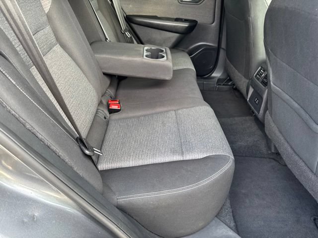 Used 2023 Nissan Rogue SV AWD/4WD image 19