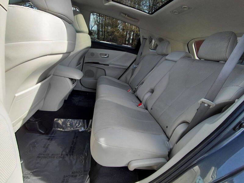 Used 2010 Toyota Venza image 13