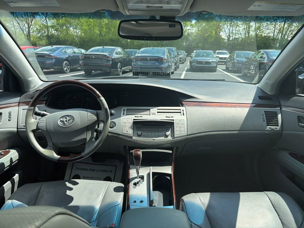 Used 2008 Toyota Avalon Limited FWD image 12