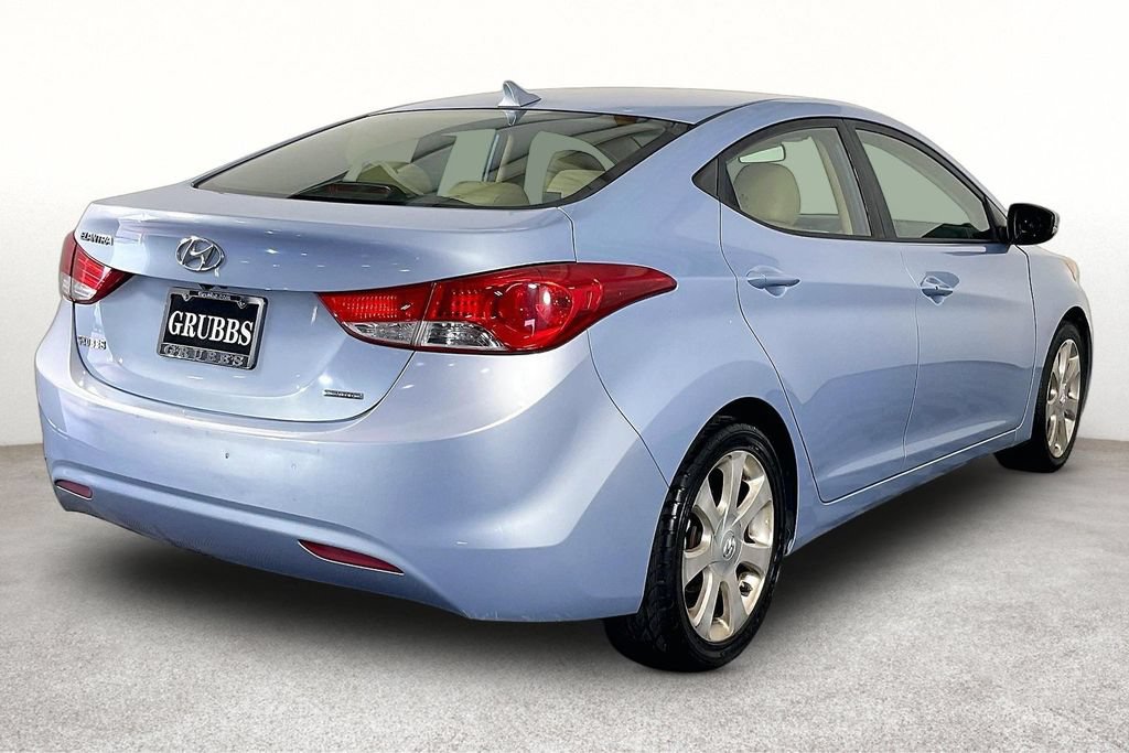 Used 2011 Hyundai Elantra Limited w/ Premium Pkg 5 FWD image 4