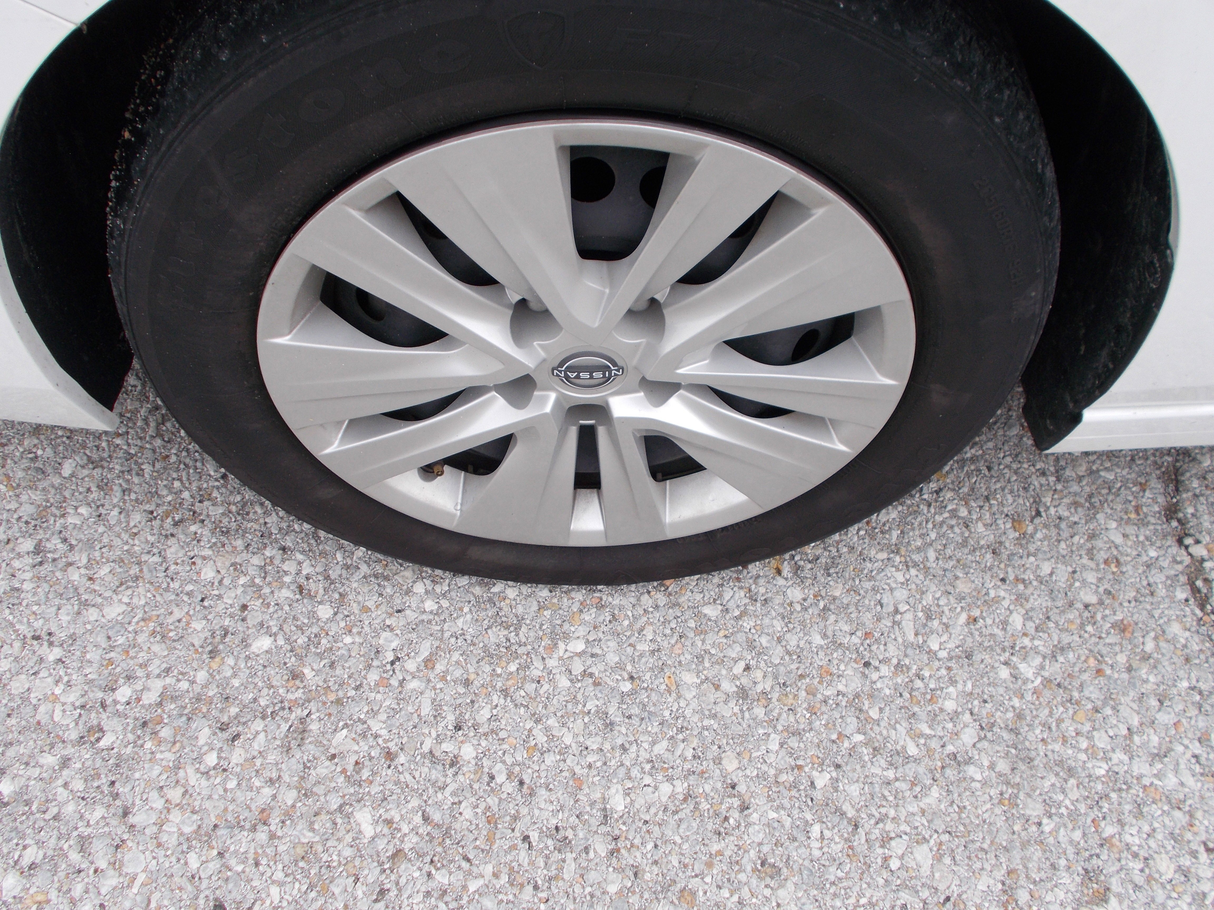 Used 2024 Nissan Sentra S image 15