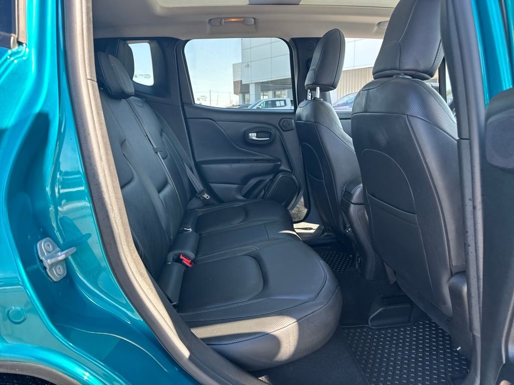 Used 2022 Jeep Renegade Limited w/ Sun, Sound & Wheels Group image 13