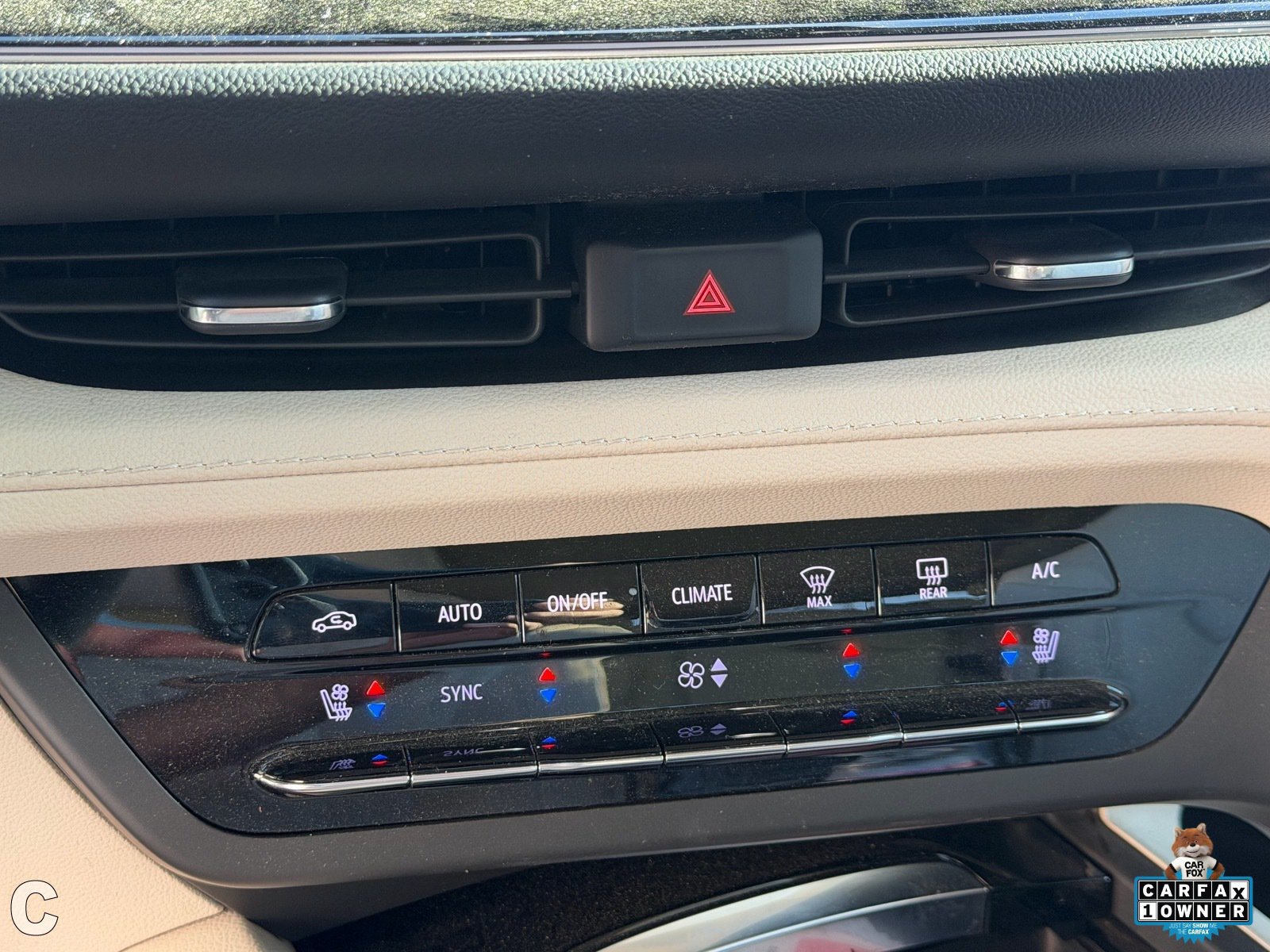Used 2023 Buick Envision Avenir AWD/4WD image 10