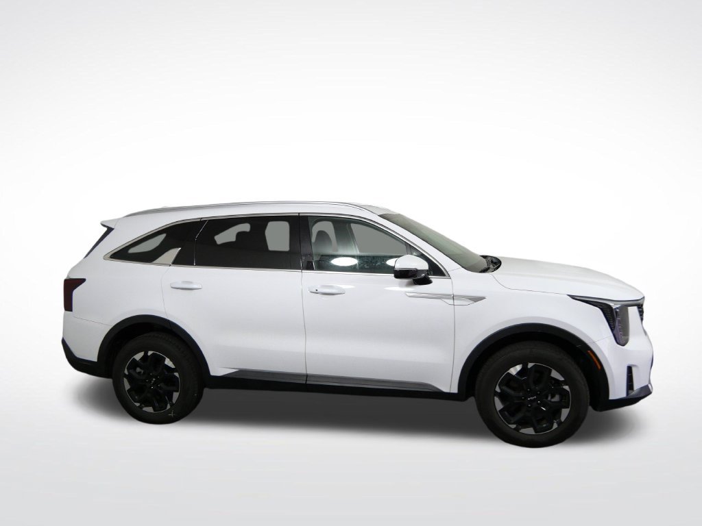 Used 2026 Kia Sorento S AWD/4WD image 2