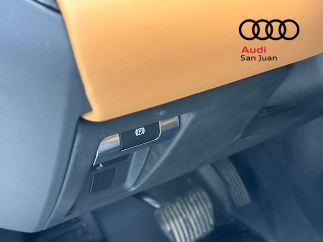 Used 2023 Land Rover Defender 110 X-Dynamic SE image 34