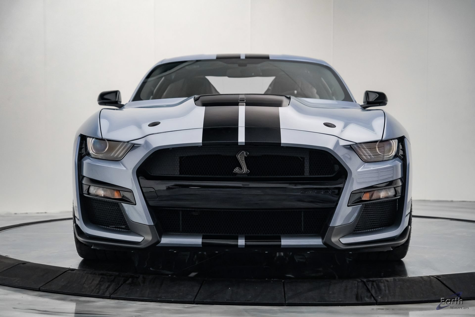 Used 2022 Ford Mustang Shelby GT500 w/ Carbon Fiber Track Pack RWD image 27