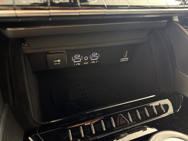 New 2026 Jeep Grand Wagoneer Summit AWD/4WD image 25