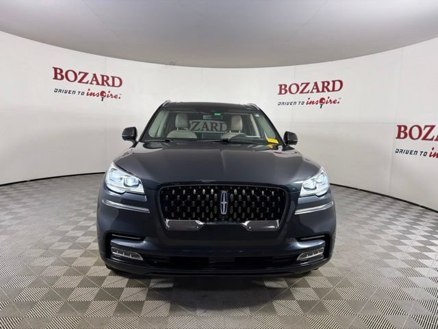 Used 2022 Lincoln Aviator Grand Touring w/ Equipment Group 301A AWD/4WD image 2