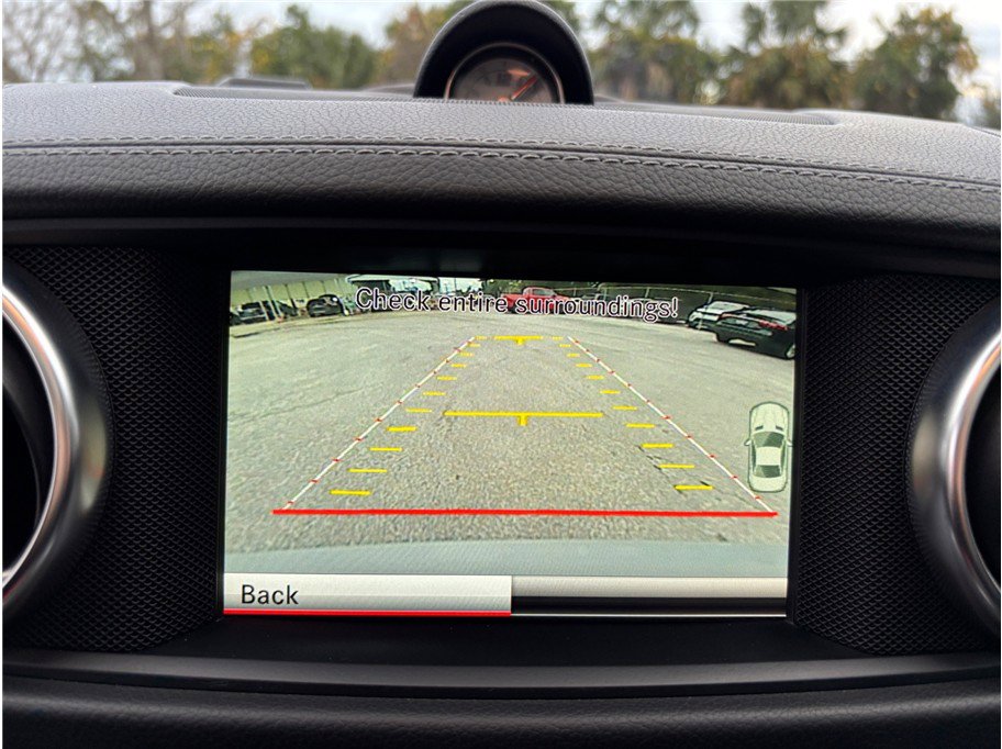 Used 2015 Mercedes-Benz SL 550 image 32