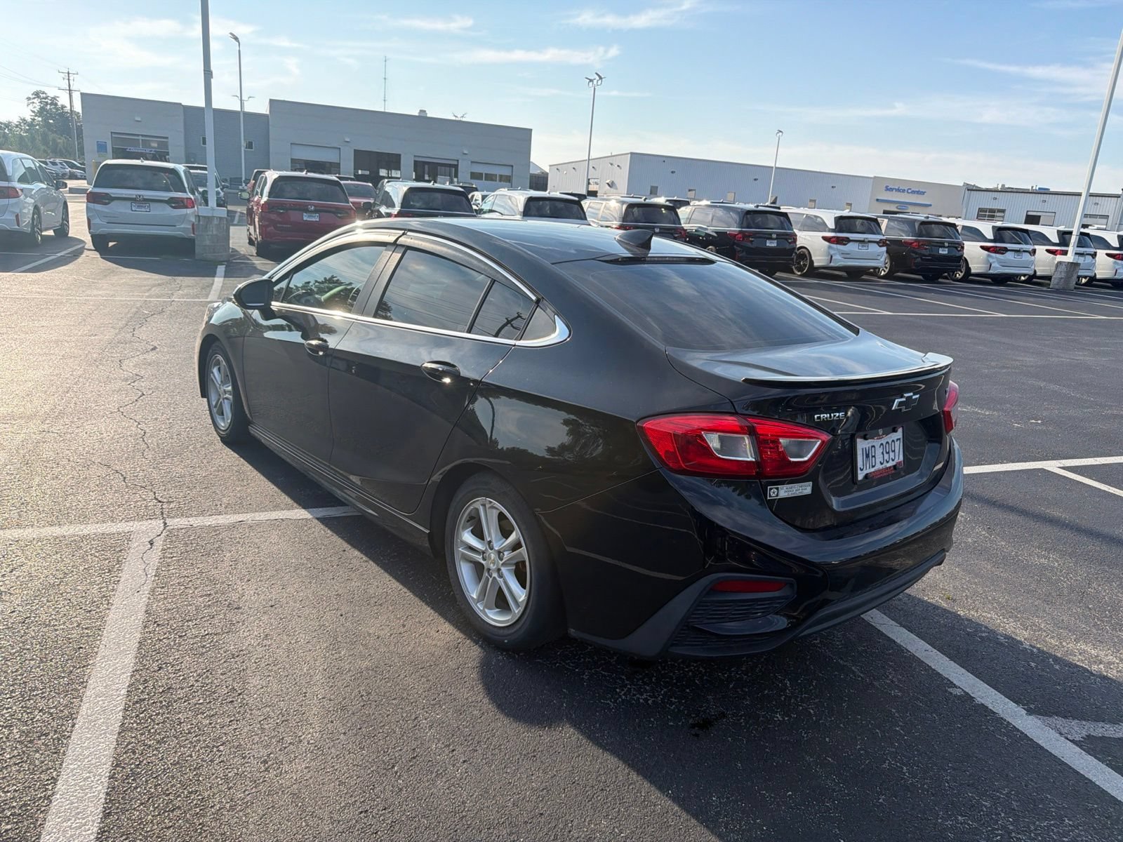 Used 2018 Chevrolet Cruze LT w/ Convenience Package FWD image 5