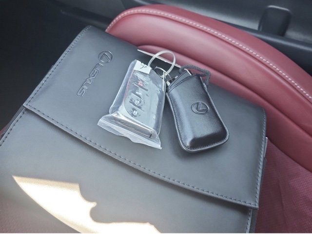 Used 2018 Lexus LC 500 Coupe w/ Sport Package image 15