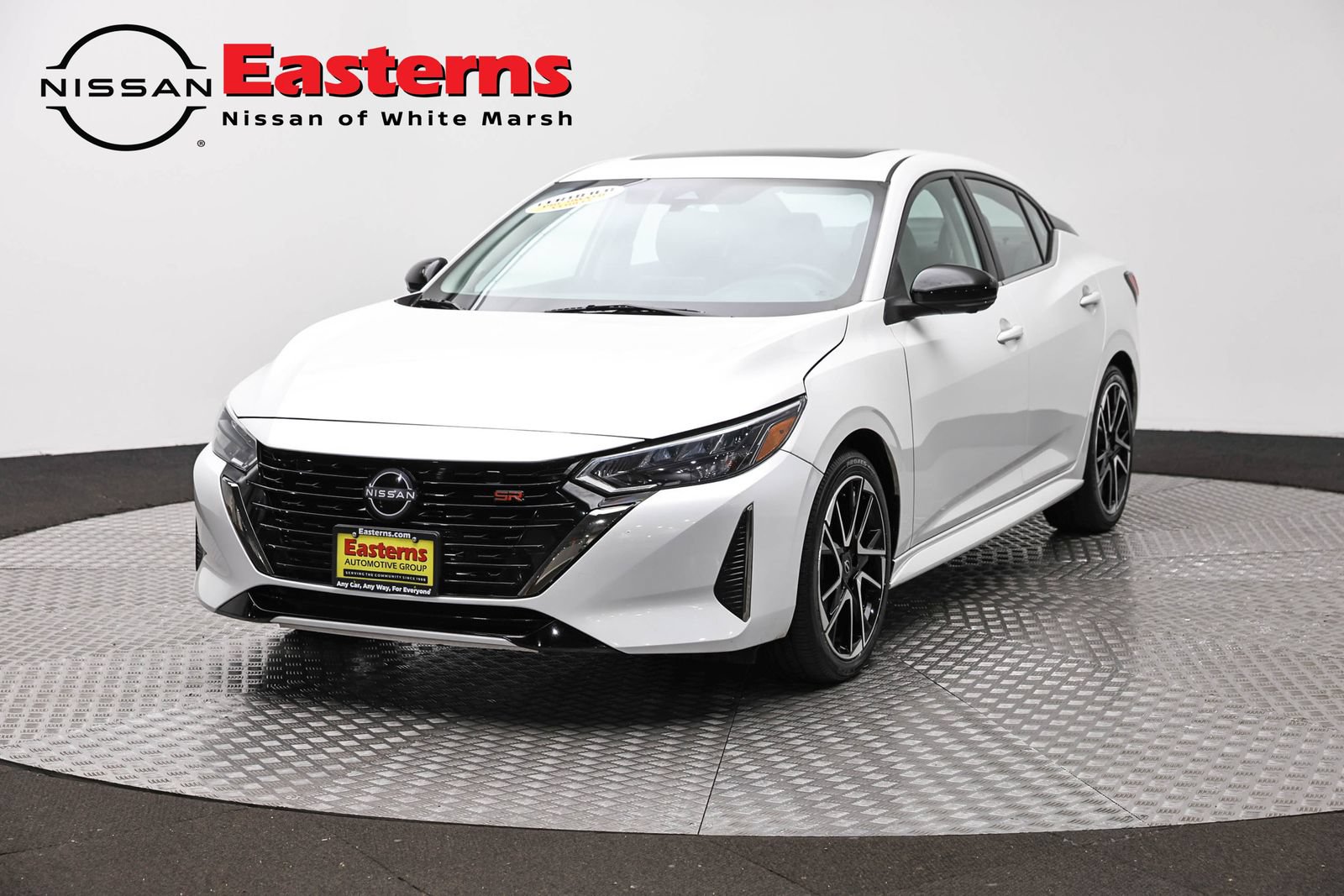 Used 2024 Nissan Sentra SR w/ SR Premium Package FWD image 1