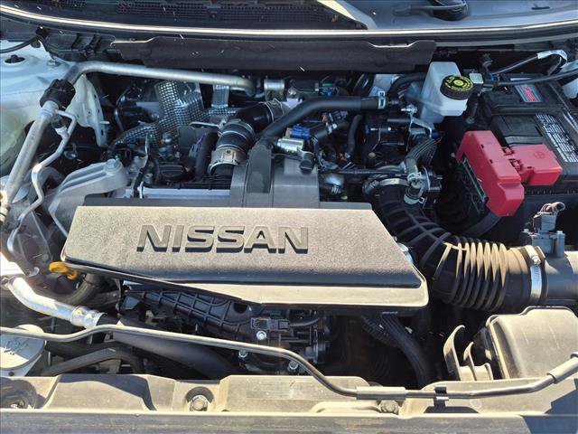 Used 2024 Nissan Rogue S FWD image 21
