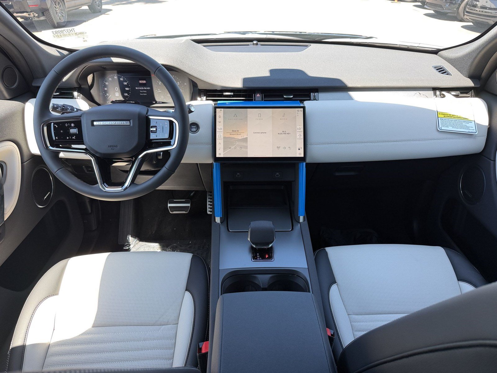 New 2026 Land Rover Discovery Sport Landmark AWD/4WD image 15