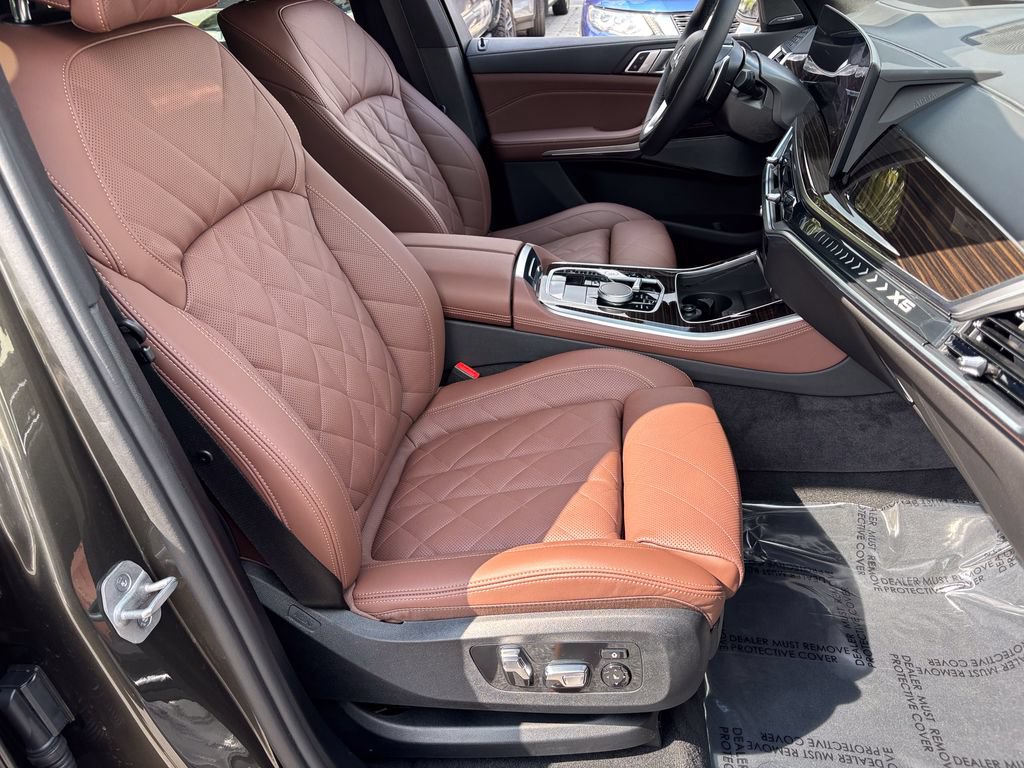 Used 2026 BMW X5 xDrive40i AWD/4WD image 35