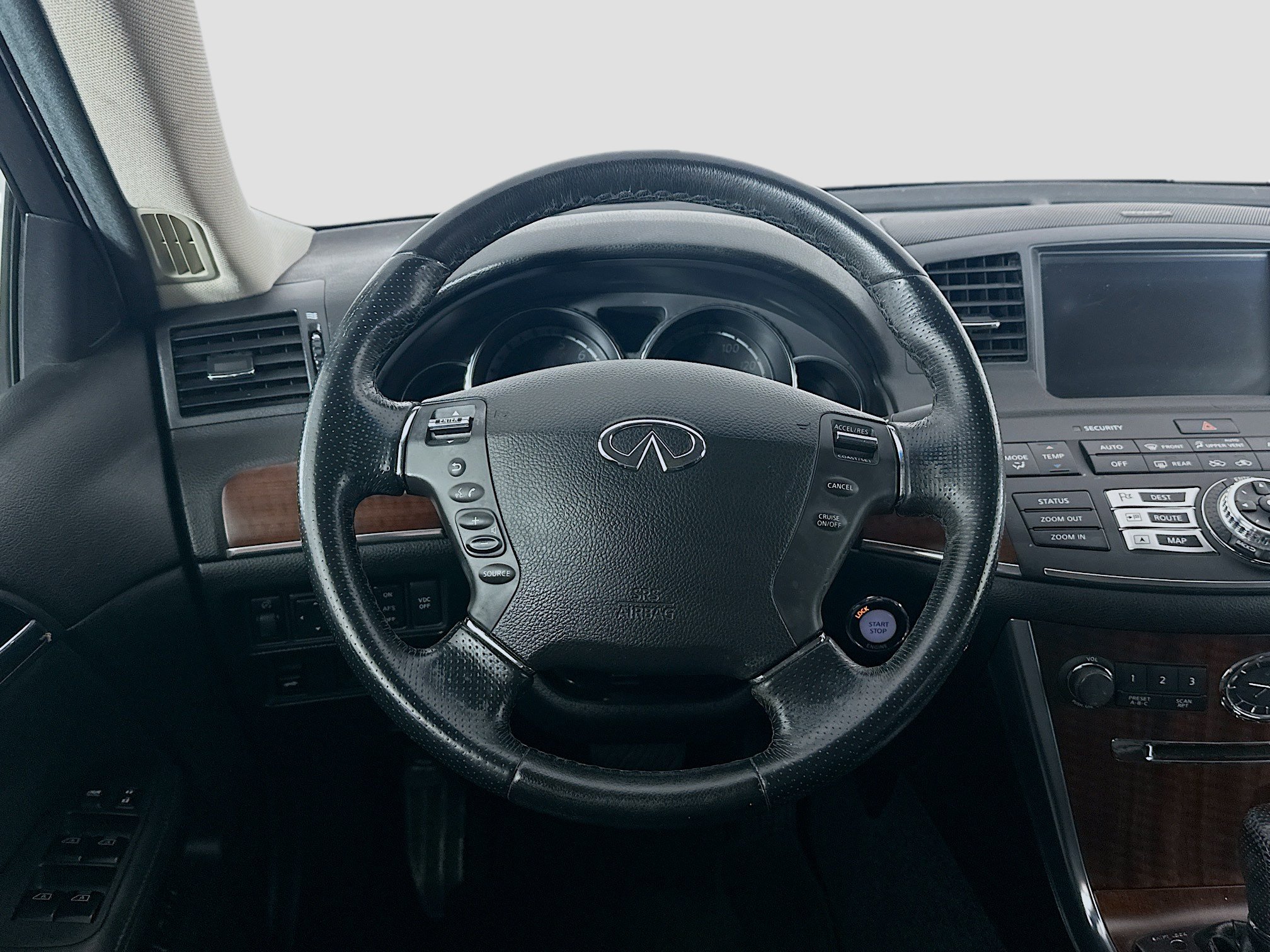 Used 2010 INFINITI M35 x w/ Technology Pkg AWD/4WD image 17