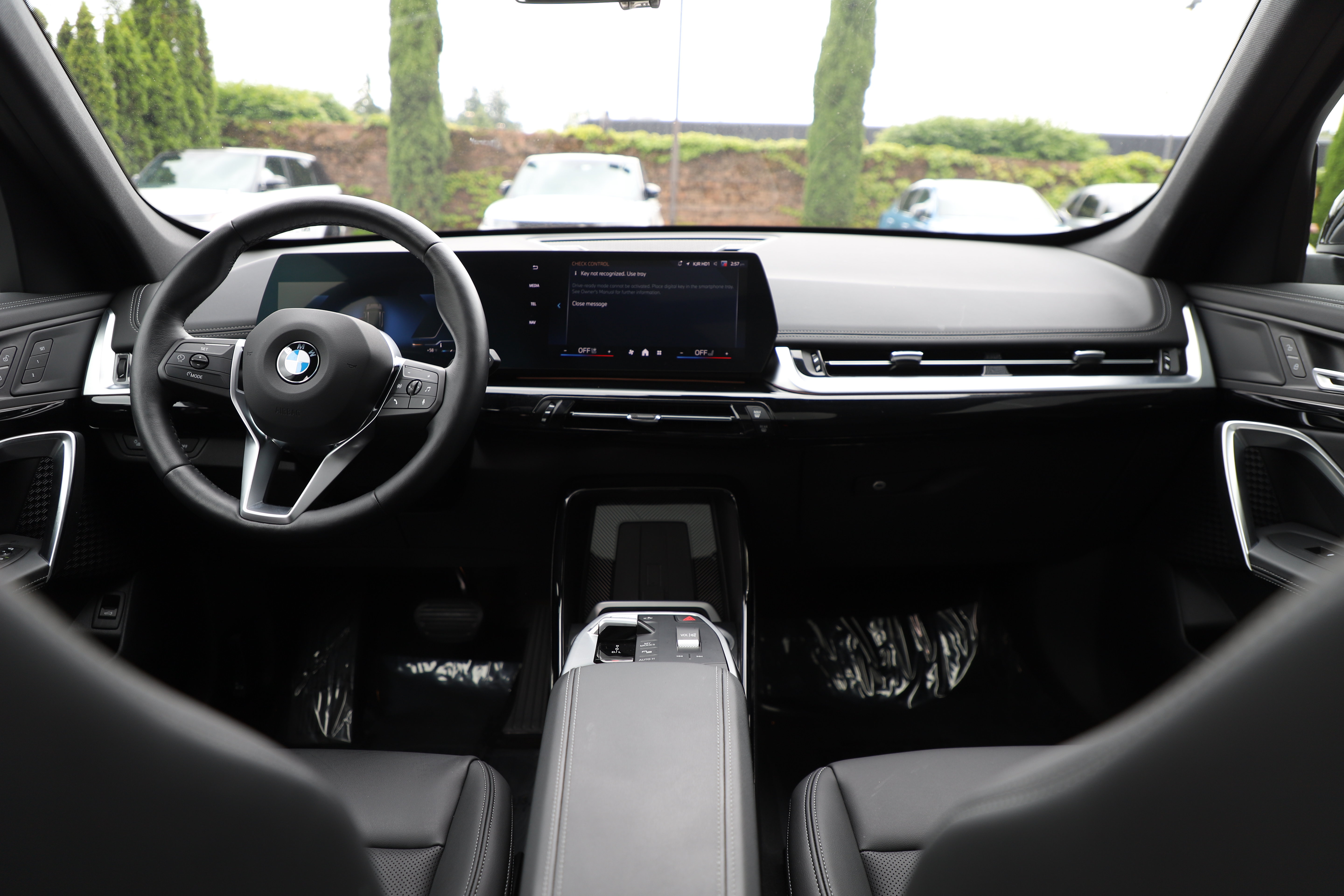 Used 2025 BMW X1 xDrive28i w/ Convenience Package AWD/4WD image 17