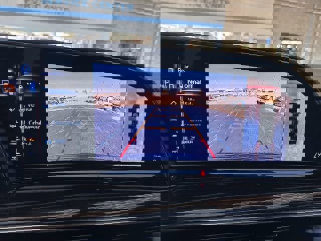 Used 2021 Cadillac Escalade Sport w/ Driver Assist Tech Package image 18