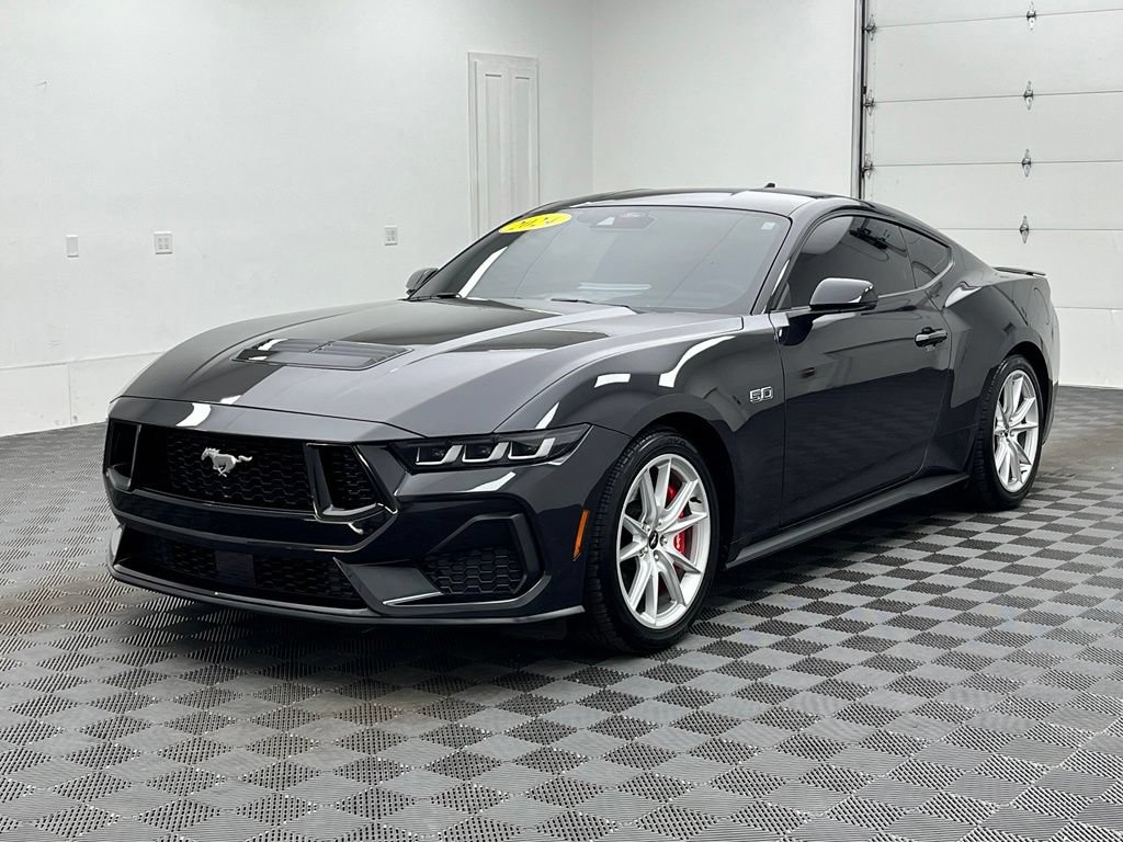 Used 2024 Ford Mustang GT Premium RWD image 13