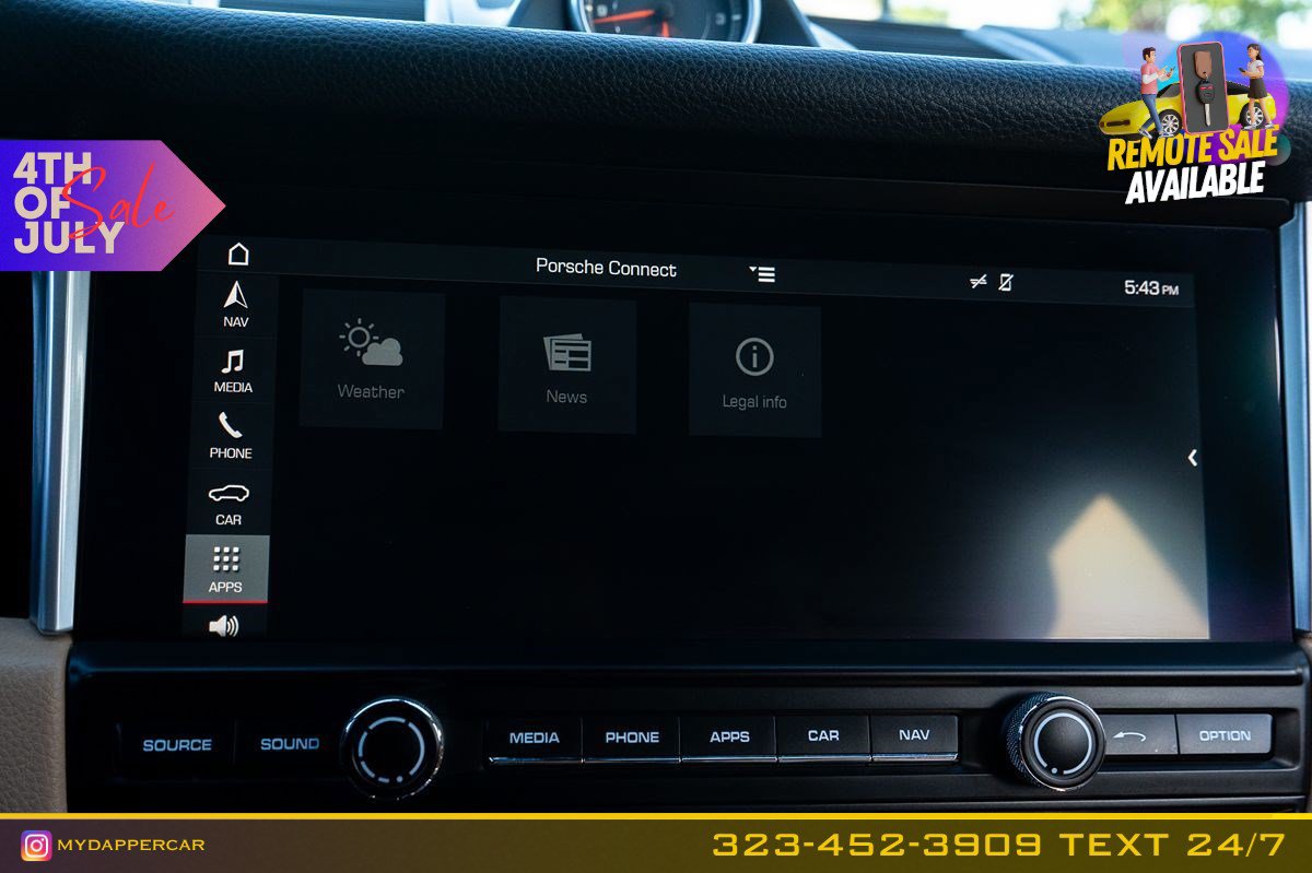 Used 2019 Porsche Macan AWD/4WD image 34
