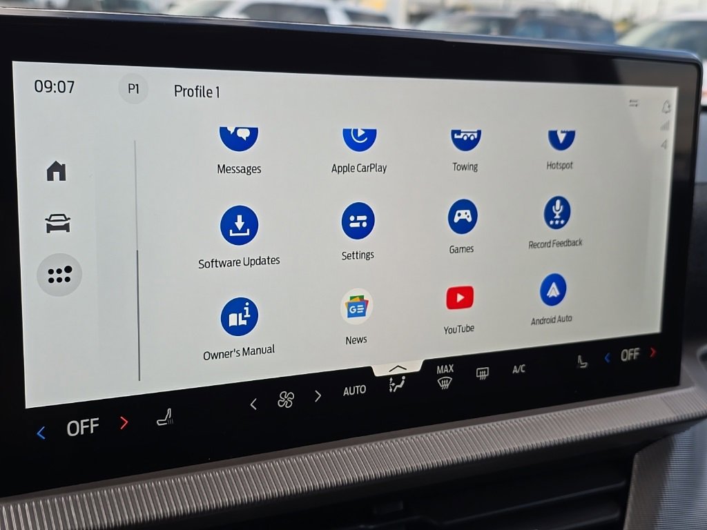 New 2026 Ford Explorer Active image 32