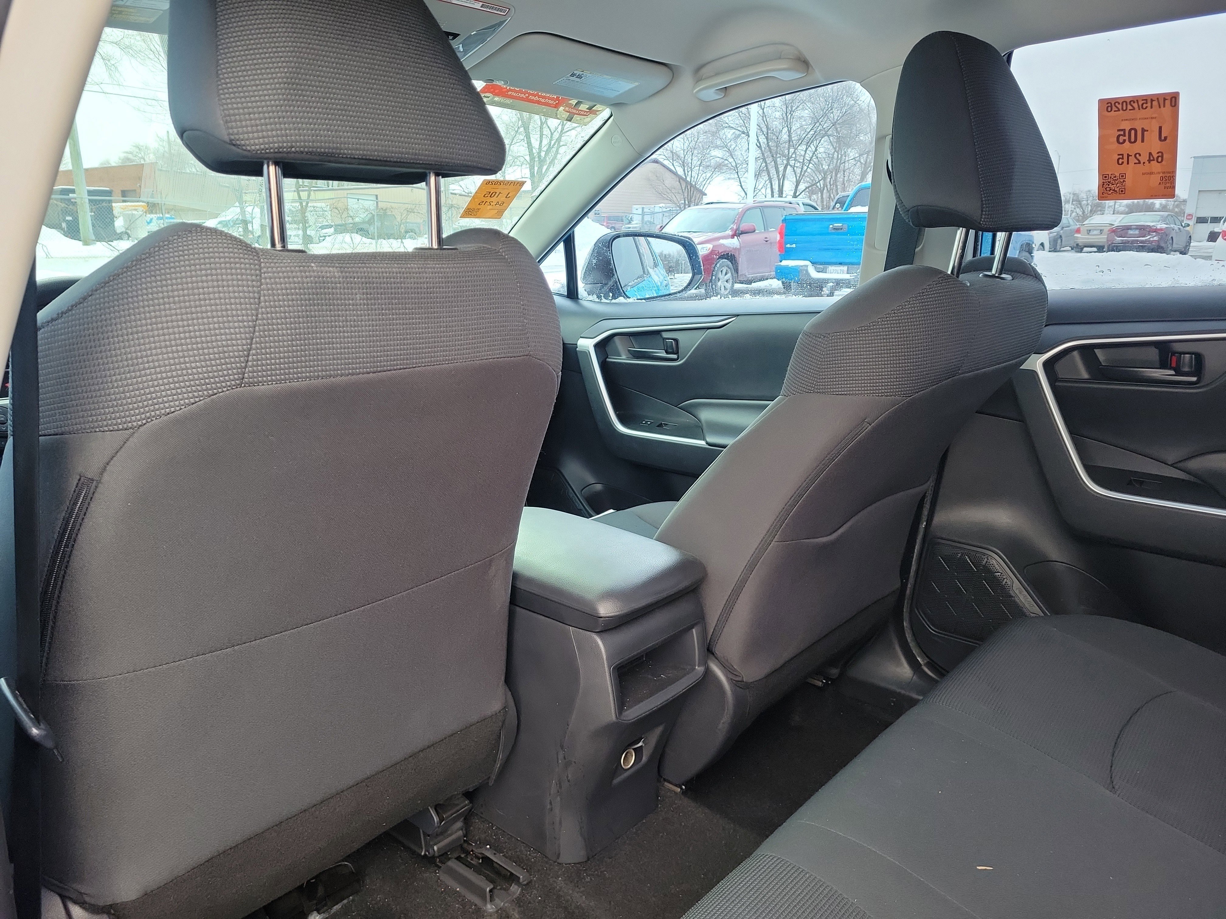 Used 2020 Toyota RAV4 LE image 8